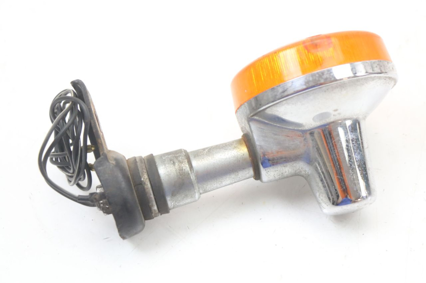 photo de FRECCE SINISTRO POSTERIORE SUZUKI GN 125 (1997 - 2000) - Altra angolazione