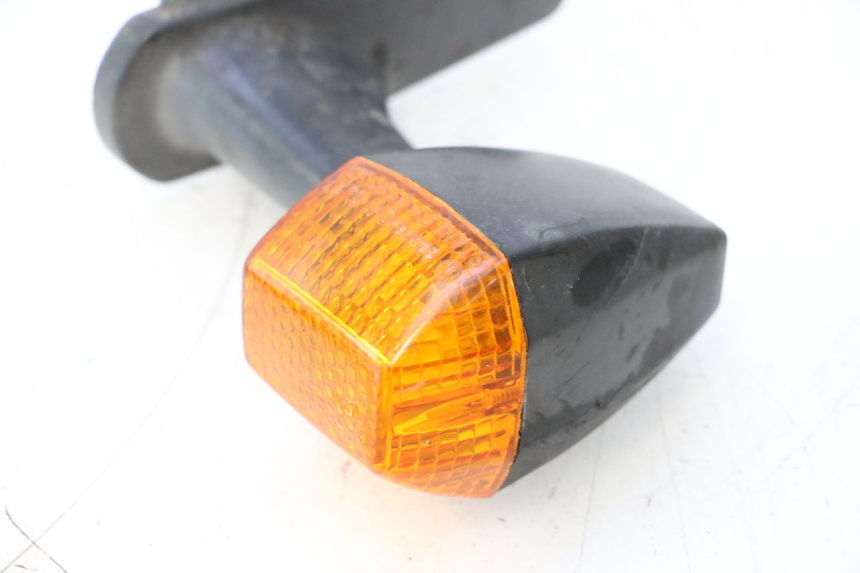 photo de FRECCE SINISTRO POSTERIORE KAWASAKI GPX F ZX750F 750 (1986 - 1990) - Zoom sullo stato d'uso