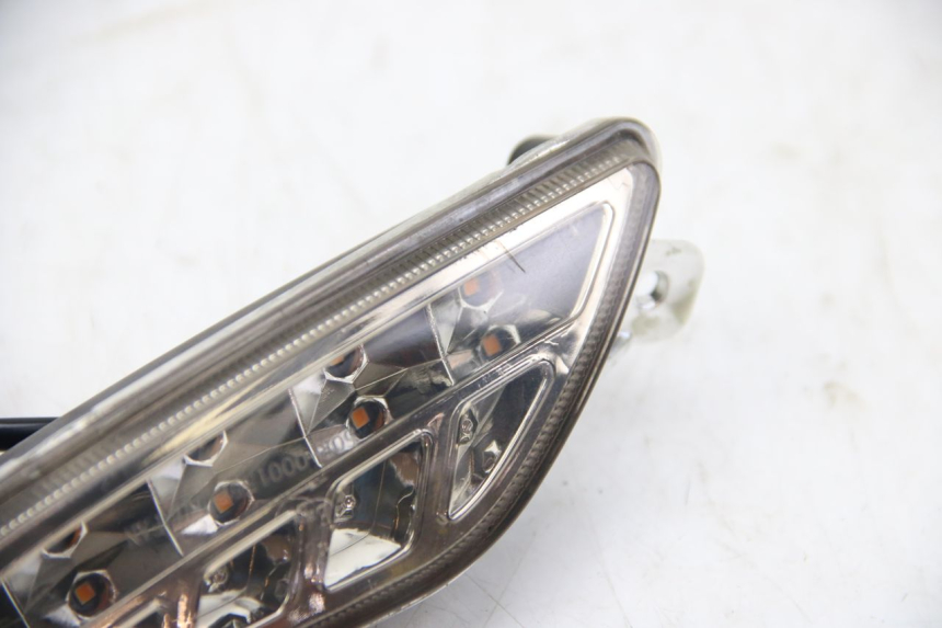 photo de CLIGNOTANTE POSTERIORE SINISTRA JM MOTORS GT LINE 4T 50 (2021 - 2023) - Dettaglio del componente