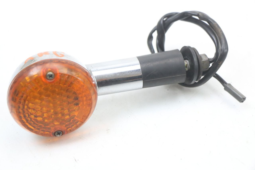 photo de FRECCE SINISTRO POSTERIORE SUZUKI GZ MARAUDER 125 (1998 - 2004) - Vista principale