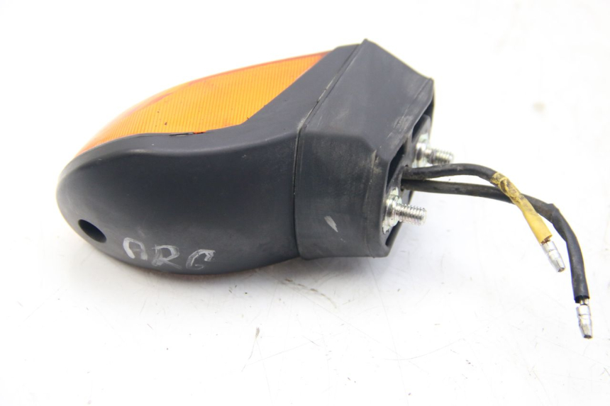 photo de CLIGNOTANTE POSTERIORE SINISTRA YAMAHA HW XENTER 125 (2011 - 2017) - Primo piano tecnico