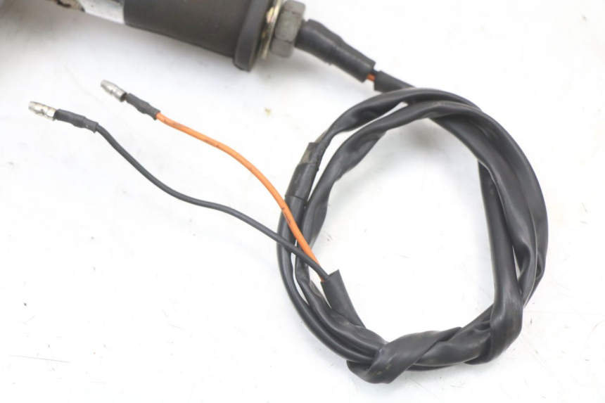 photo de FRECCE SINISTRO POSTERIORE JINLUN JL HIGHLANDER 125 (2007 - 2015) - Primo piano tecnico