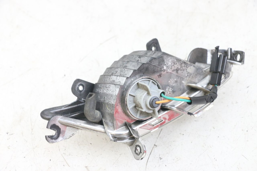 photo de CLIGNOTANTE POSTERIORE SINISTRA KYMCO LIKE 125 (2009 - 2016) - Altra angolazione