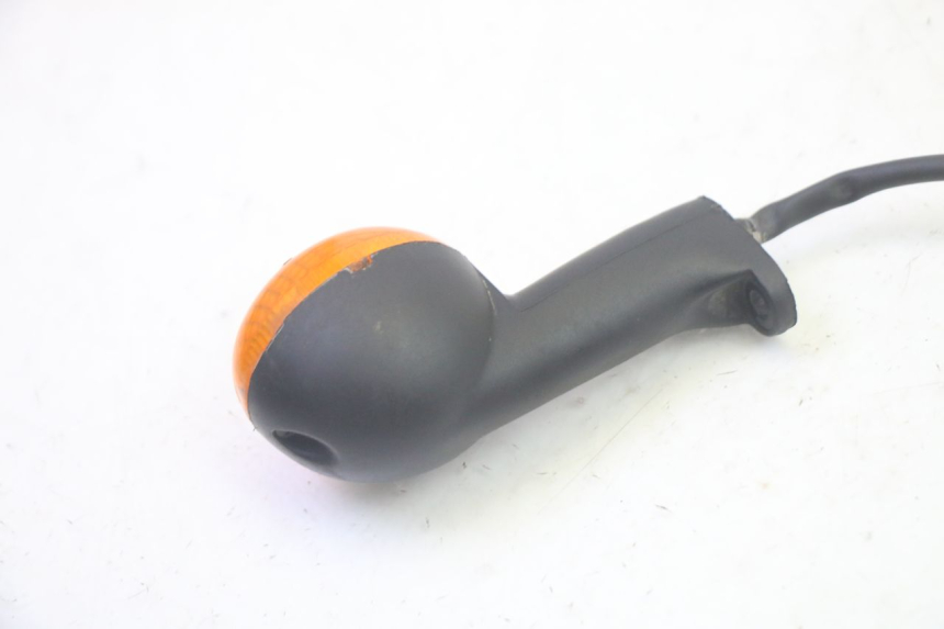 photo de CLIGNOTANTE POSTERIORE SINISTRA PEUGEOT LUDIX 50 (2005 - 2007) - Altra angolazione