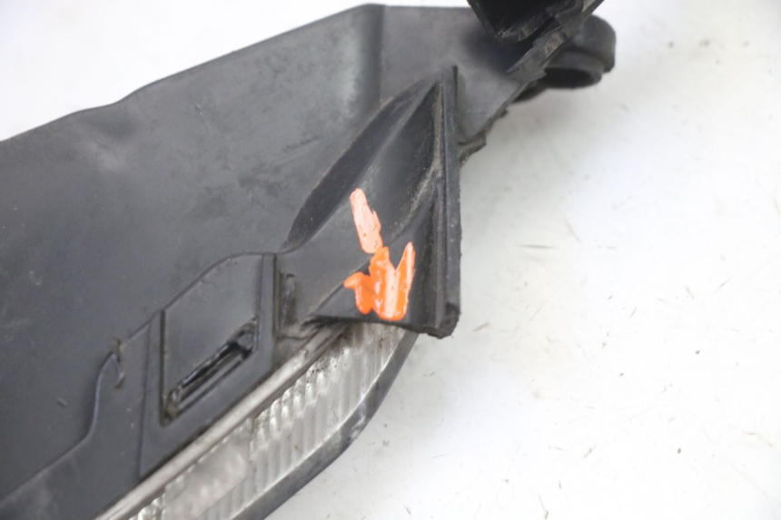 photo de FRECCE SINISTRO POSTERIORE KYMCO LIKE 4T 50 (2019 - 2025) - Stato della superficie e materiale