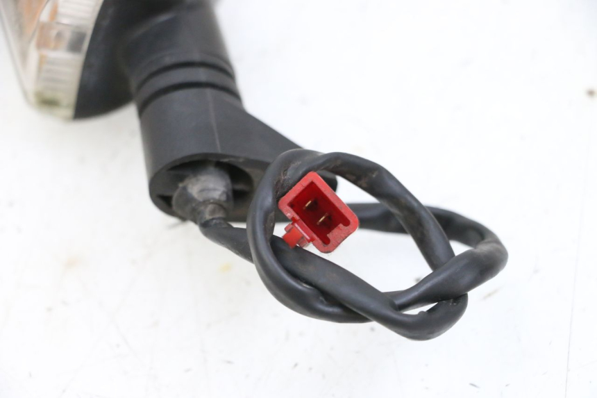 photo de FRECCE SINISTRO POSTERIORE PIAGGIO NEW TYPHOON 50 (2018 - 2021) - Primo piano tecnico