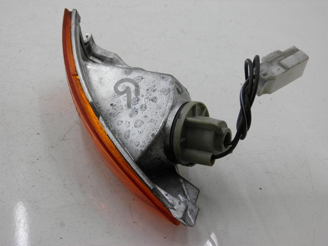 photo de FANALE POSTERIORE SINISTRO PIAGGIO FLY 100 (2006 - 2010) - Dettaglio del componente