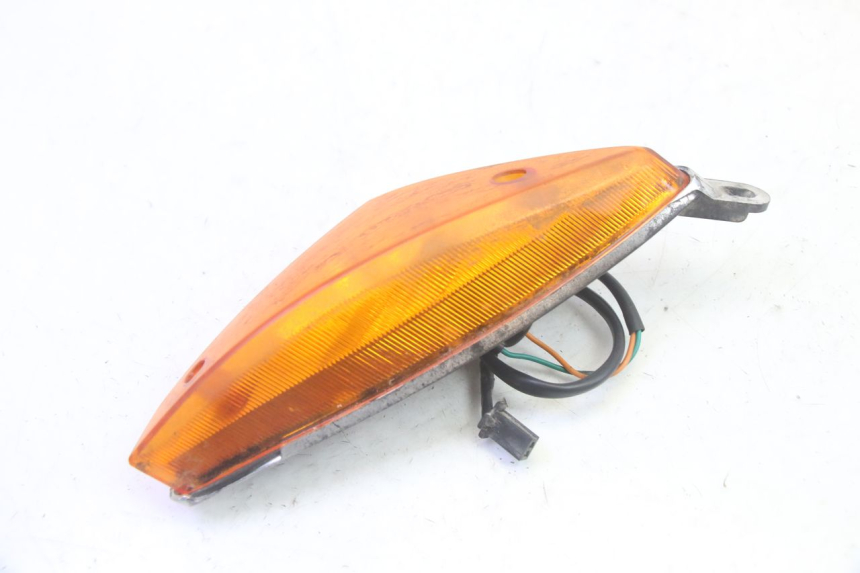 photo de FRECCE SINISTRO POSTERIORE DAELIM S1 125 (2007 - 2016) - Altra angolazione