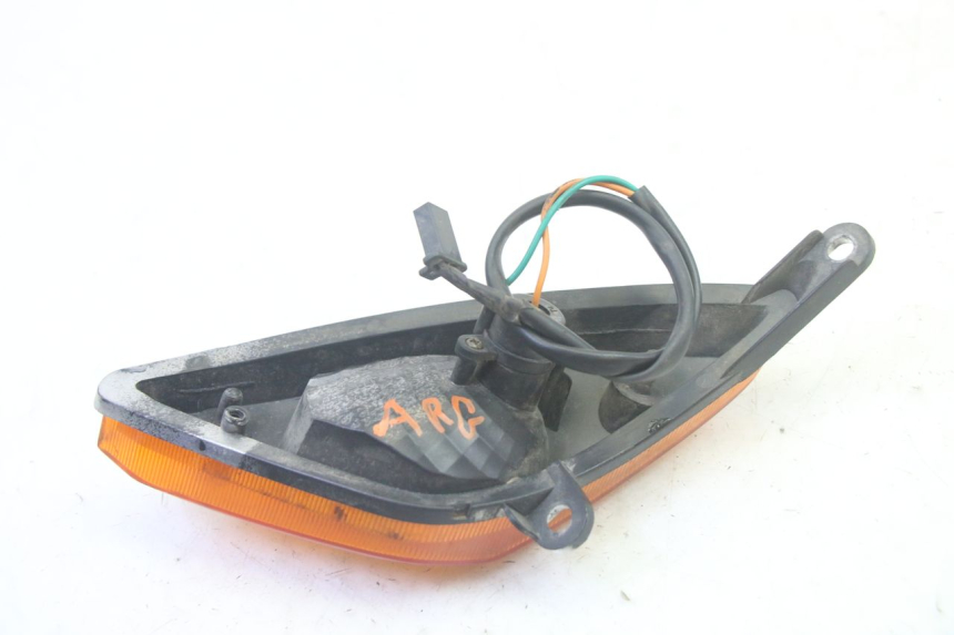 photo de FRECCE SINISTRO POSTERIORE DAELIM S1 125 (2007 - 2016) - Primo piano tecnico