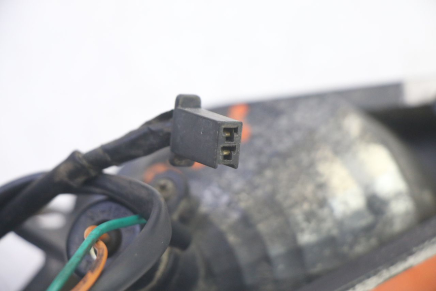 photo de FRECCE SINISTRO POSTERIORE DAELIM S1 125 (2007 - 2016) - Dettagli dei punti di fissaggio