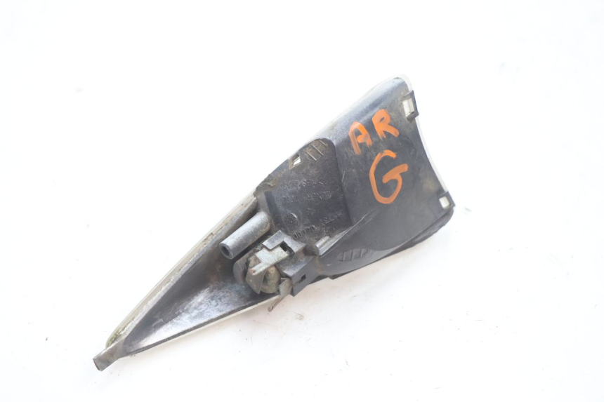 photo de FRECCE SINISTRO POSTERIORE PEUGEOT SPEEDFIGHT LC 50 (1996 - 2002) - Altra angolazione