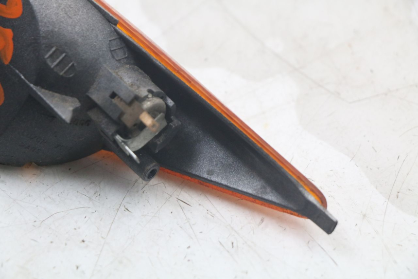 photo de FANALE POSTERIORE SINISTRO PEUGEOT SPEEDFIGHT 100 (1997 - 2007) - Stato della superficie e materiale