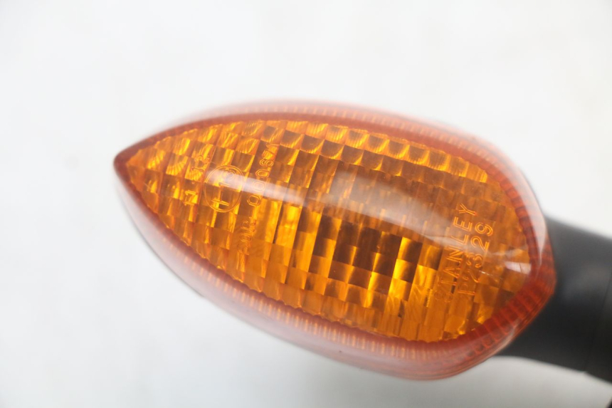 photo de CLIGNOTANTE POSTERIORE SINISTRA YAMAHA TDM ABS 900 (2002 - 2014) - Zoom sullo stato d'uso