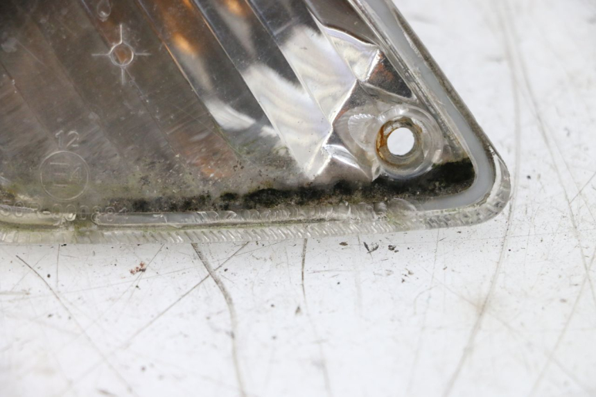 photo de CLIGNOTANTE POSTERIORE SINISTRA PIAGGIO VESPA GTS SUPER IE 125 (2009 - 2016) - Primo piano tecnico