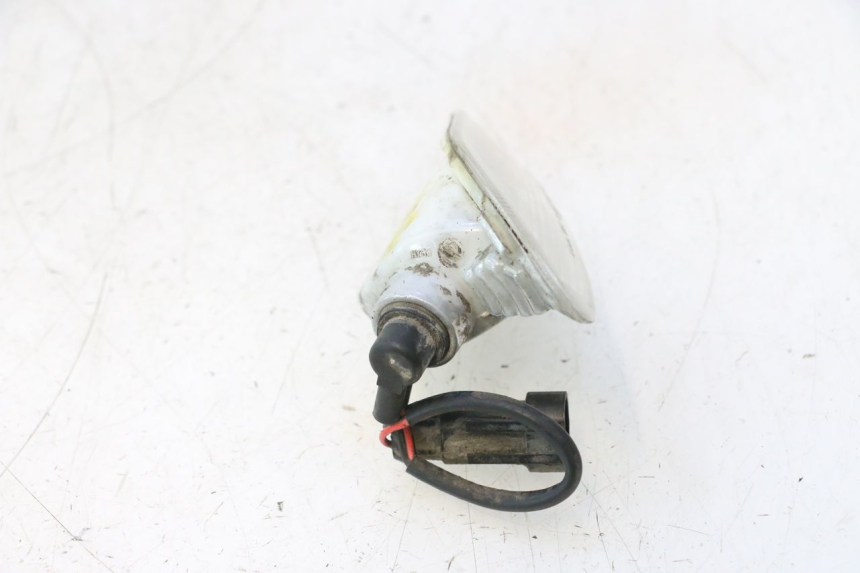 photo de FANALE POSTERIORE SINISTRO PIAGGIO VESPA PRIMAVERA 2T 50 (2013 - 2018) - Primo piano tecnico