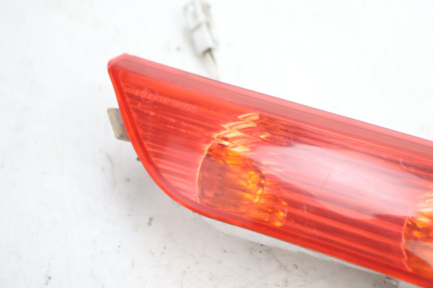 photo de FRECCE SINISTRO POSTERIORE PIAGGIO X8 STREET 125 (2006 - 2007) - Dettaglio del componente