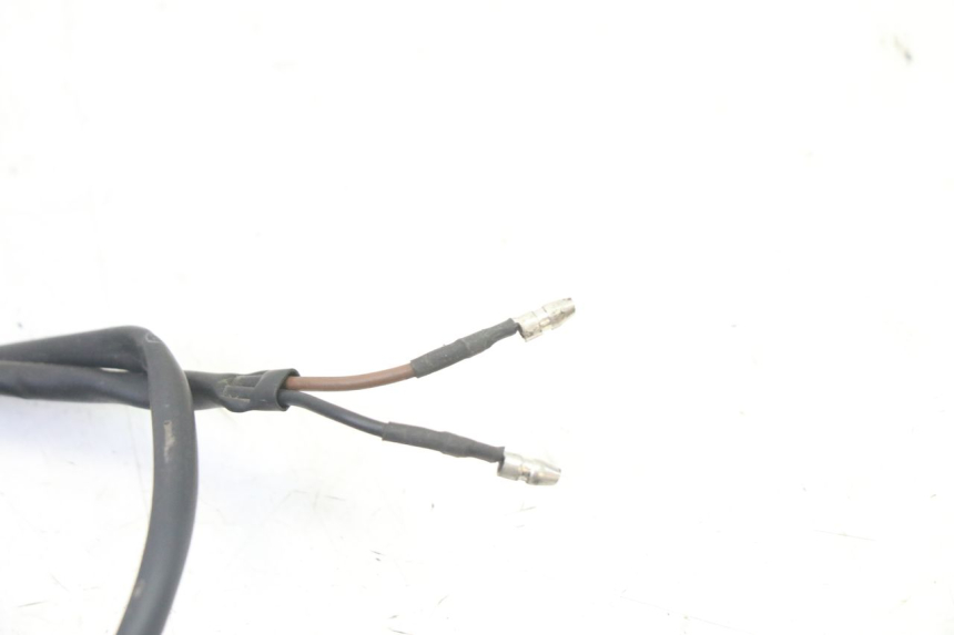 photo de FRECCE SINISTRO POSTERIORE YAMAHA XJ6 ABS 600 (2008 - 2016) - Primo piano tecnico