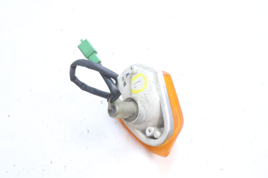photo de FANALE POSTERIORE SINISTRO KAWASAKI ZZR 600 (1995 - 2004) - Dettagli dei punti di fissaggio