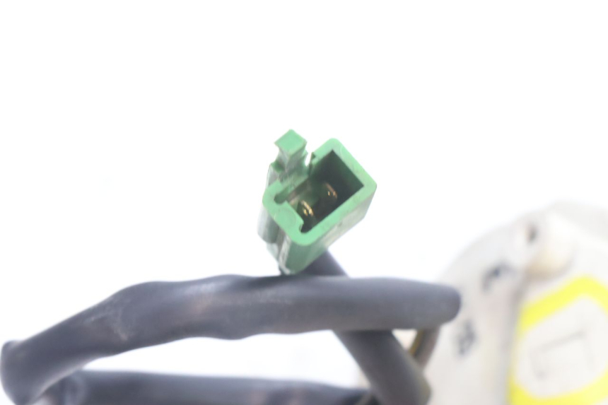 photo de FANALE POSTERIORE SINISTRO KAWASAKI ZZR 600 (1995 - 2004) - Stato della superficie e materiale