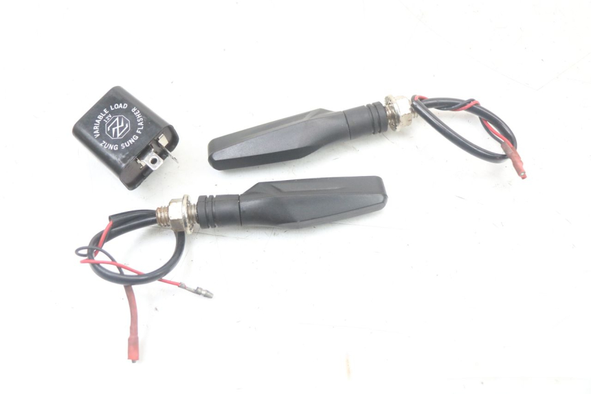 photo de FRECCE POSTERIORE SUZUKI GS F 500 (2004 - 2007) - Dettaglio del componente