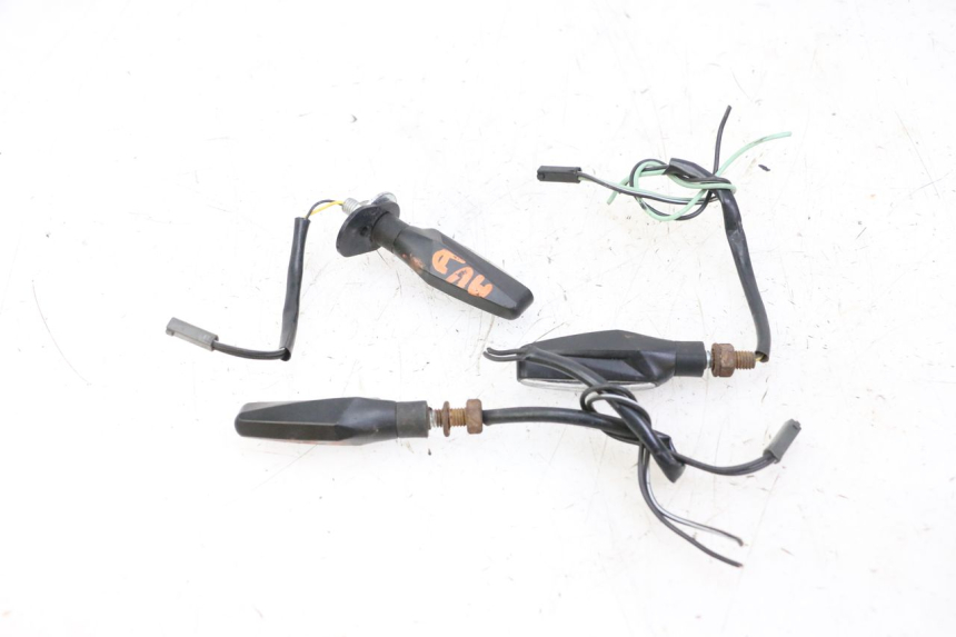 photo de FRECCE POSTERIORE SUZUKI GSR 750 (2011 - 2017) - Zoom sullo stato d'uso