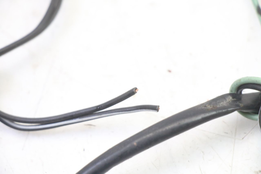 photo de FRECCE POSTERIORE SUZUKI GSR 750 (2011 - 2017) - Stato della superficie e materiale