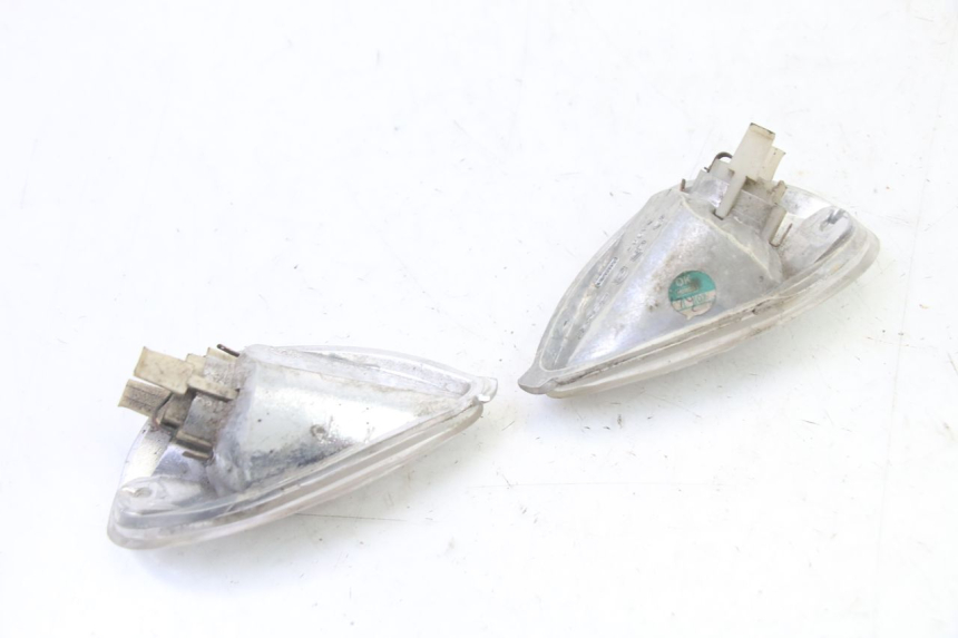 photo de FANALE POSTERIORE PIAGGIO LIBERTY 4T 50 (2009 - 2015) - Primo piano tecnico