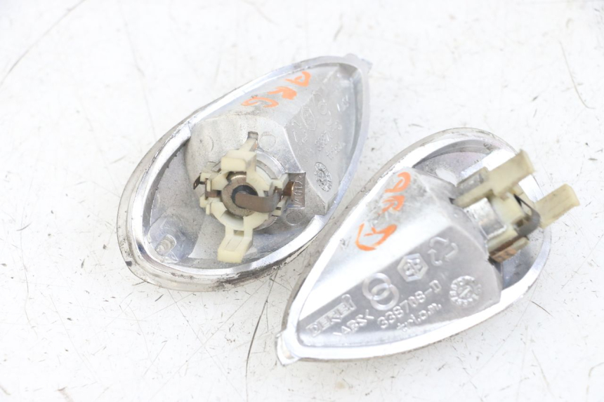 photo de CLIGNOTANTE POSTERIORE PIAGGIO LIBERTY 125 (2009 - 2013) - Dettaglio del componente