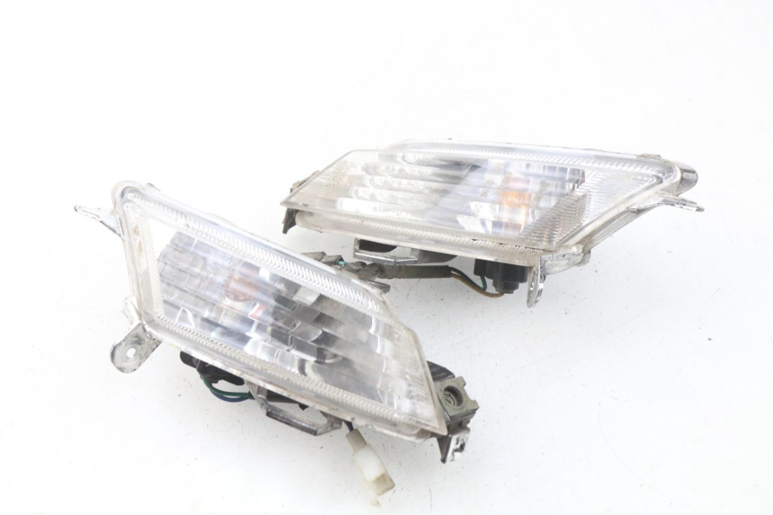 photo de FANALE POSTERIORE KYMCO LIKE 2T 50 (2009 - 2018) - Vista principale