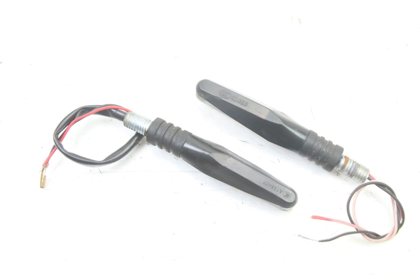 photo de FRECCE POSTERIORE MBK X-LIMIT XLIMIT 50 (2007 - 2012) - Altra angolazione