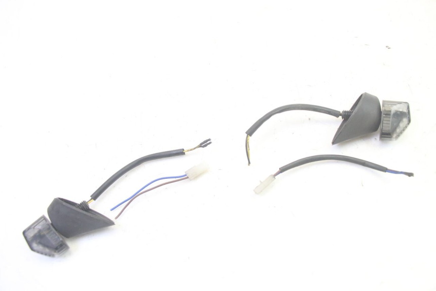 photo de FRECCE POSTERIORE PIAGGIO MP3 500 (2016 - 2018) - Altra angolazione