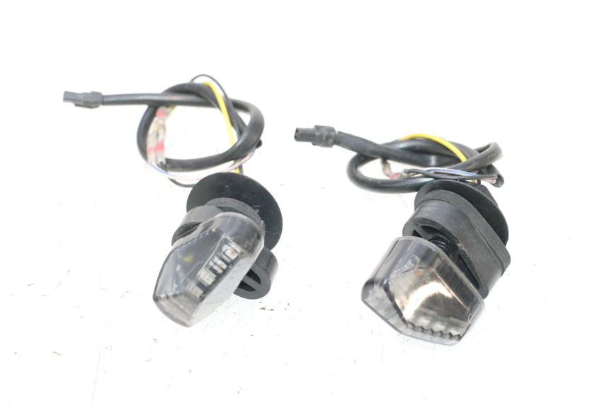 photo de FRECCE POSTERIORE PIAGGIO MP3 RL 250 (2006 - 2010) - Vista principale