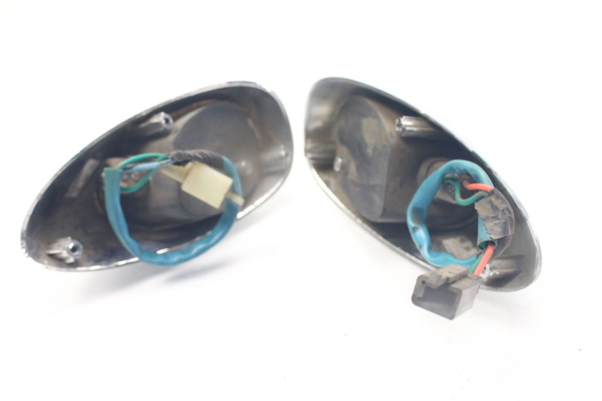 photo de FRECCE POSTERIORE KYMCO PEOPLE 250 (2004 - 2008) - Dettaglio del componente