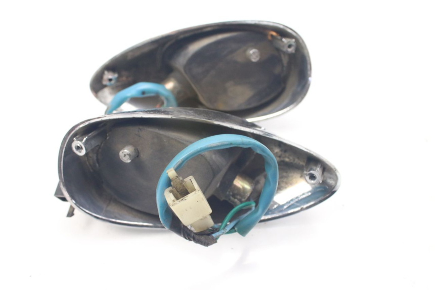 photo de FRECCE POSTERIORE KYMCO PEOPLE 250 (2004 - 2008) - Primo piano tecnico