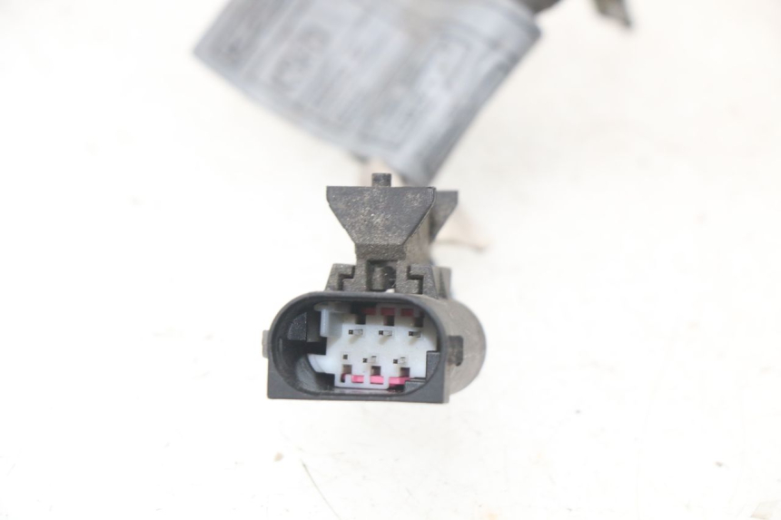 photo de FANALE POSTERIORE BMW R GS 1200 (2005 - 2007) - Altra angolazione