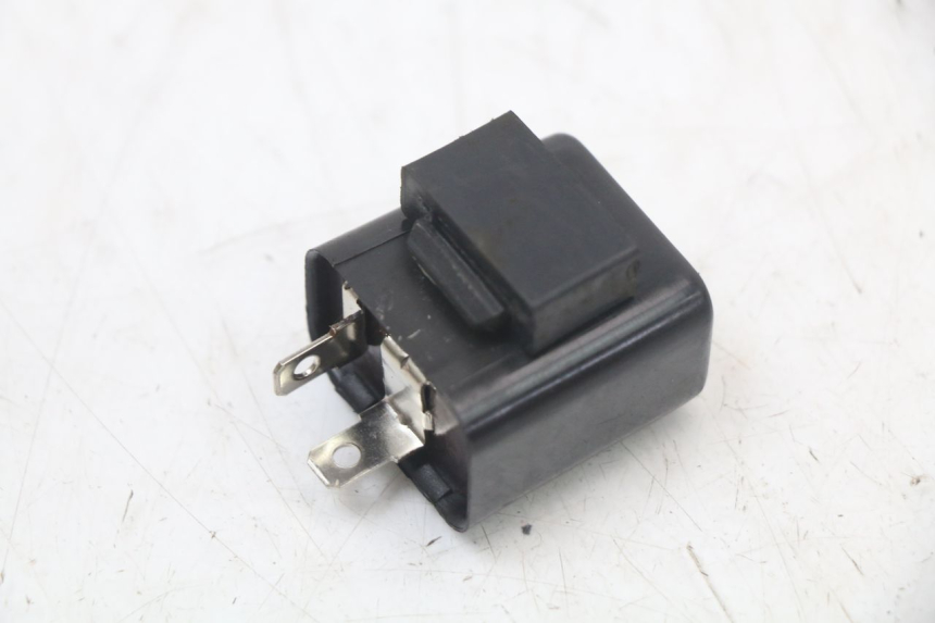 photo de FRECCE POSTERIORE SUZUKI GS F 500 (2004 - 2007) - Primo piano tecnico