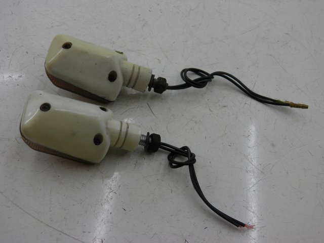 photo de FANALE POSTERIORE SUZUKI GSF N BANDIT 600 (1996 - 1999) - Zoom sullo stato d'uso