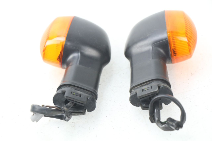 photo de FANALE POSTERIORE YAMAHA TDM ABS 900 (2002 - 2014) - Primo piano tecnico