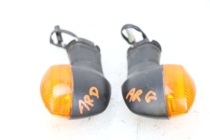 photo de FRECCE POSTERIORE YAMAHA TDM ABS 900 (2002 - 2014) - Primo piano tecnico