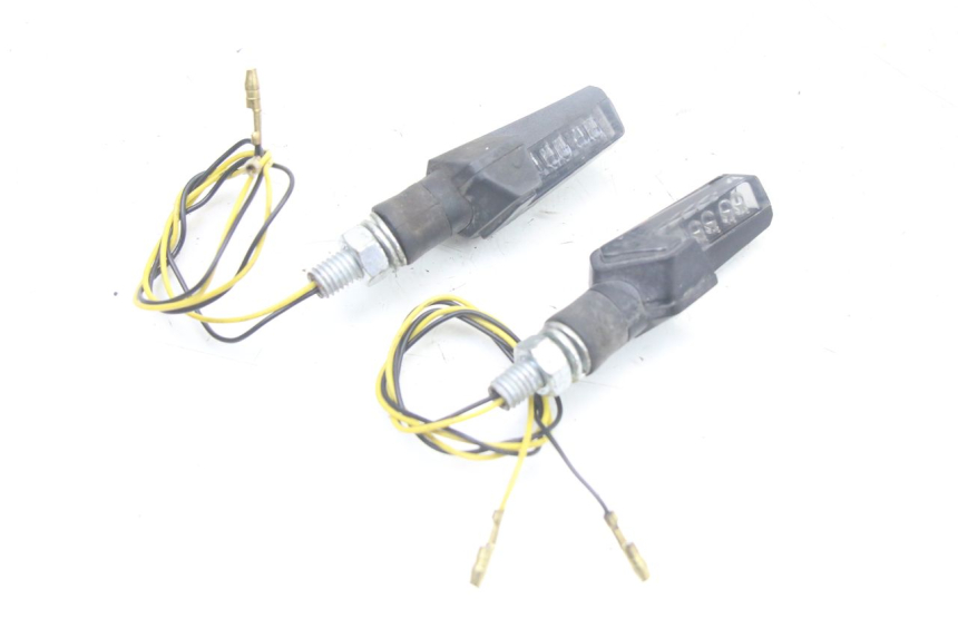 photo de FRECCE POSTERIORE YAMAHA FZS FAZER 600 (2001 - 2003) - Dettaglio del componente