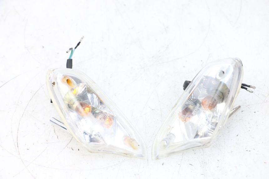 photo de FANALE ANTERIORE KYMCO AGILITY 4T 50 (2018 - 2022) - Vista principale