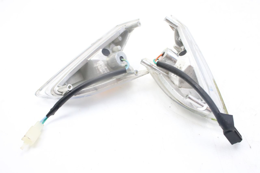 photo de FANALE ANTERIORE KYMCO AGILITY DELIVERY 4T 50 (2018 - 2023) - Primo piano tecnico