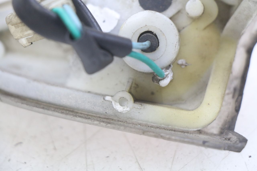 photo de FANALE ANTERIORE KYMCO AGILITY RS 4T 50 (2009 - 2013) - Zoom sullo stato d'uso