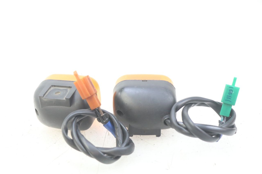 photo de CLIGNOTANTE ANTERIORE YAMAHA BW'S BWS 125 (2010 - 2013) - Zoom sullo stato d'uso