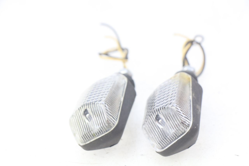 photo de FANALE ANTERIORE HONDA CB 500 (1997 - 2003) - Primo piano tecnico