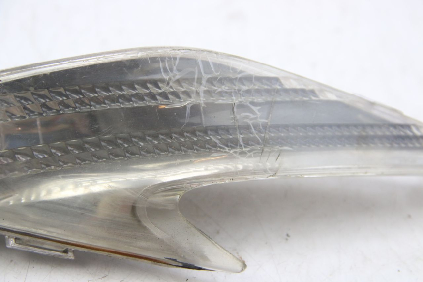 photo de CLIGNOTANTE ANTERIORE DESTRA APRILIA ATLANTIC 500 (2002 - 2003) - Zoom sullo stato d'uso