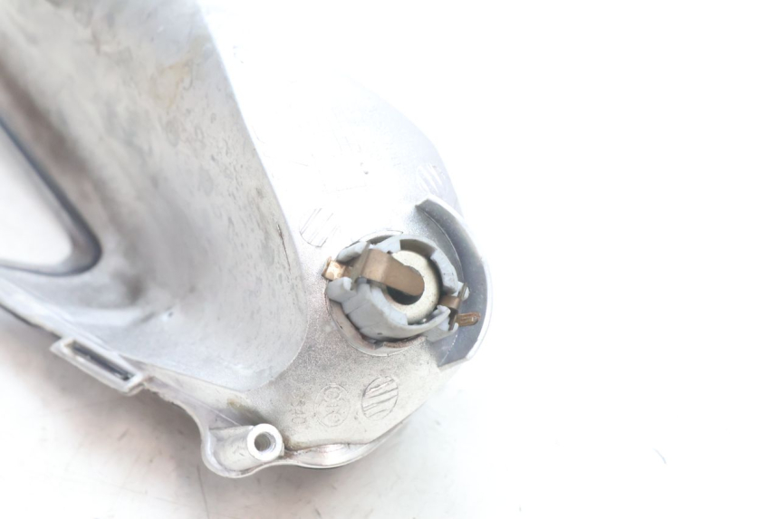photo de FRECCE DESTRA ANTERIORE APRILIA ATLANTIC S 125 (2010 - 2013) - Vista d'insieme del prodotto