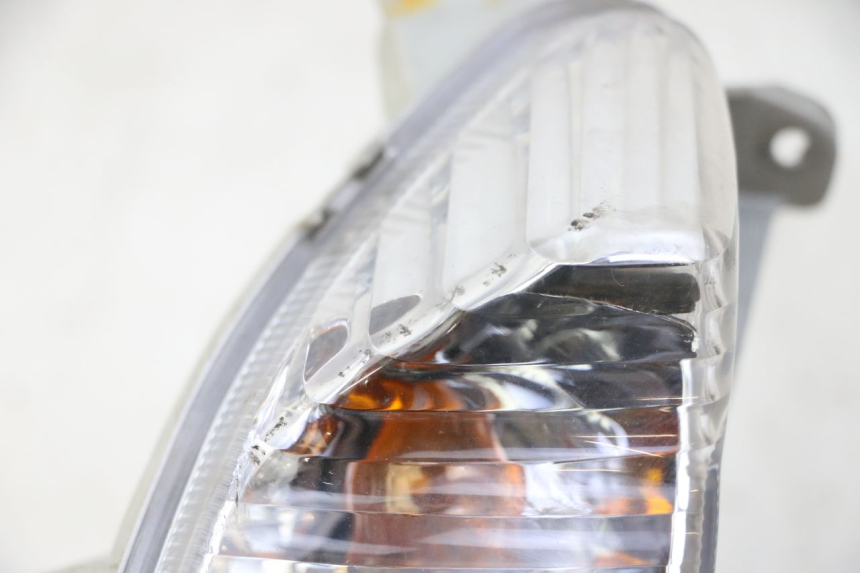 photo de FANALE ANTERIORE DESTRO SUZUKI BURGMAN 125 (2007 - 2014) - Dettaglio del componente