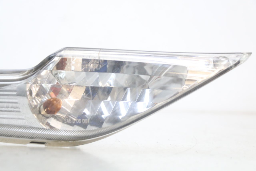 photo de CLIGNOTANTE ANTERIORE DESTRA KYMCO DINK 4T 50 (2007 - 2018) - Zoom sullo stato d'uso