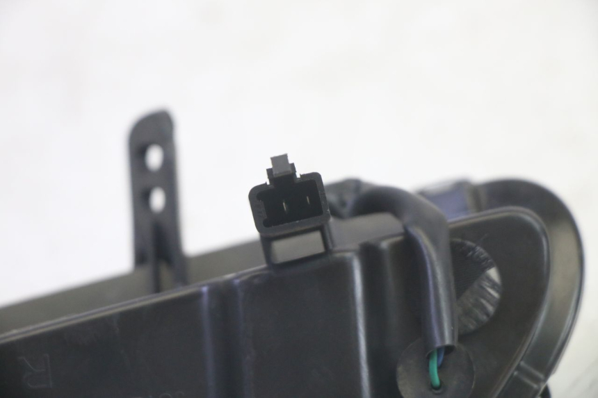 photo de CLIGNOTANTE ANTERIORE DESTRA PEUGEOT DJANGO 4T 50 (2014 - 2019) - Vista d'insieme del prodotto